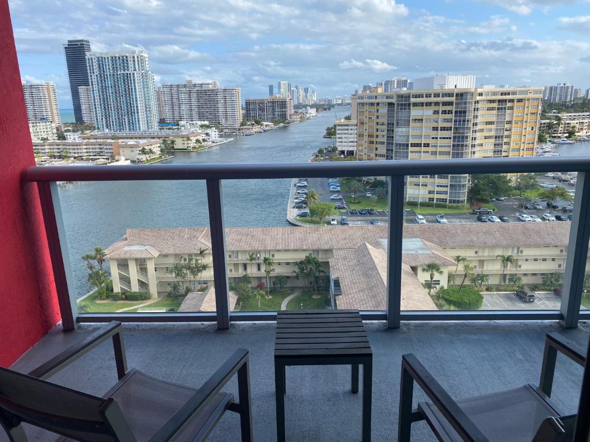 Beachwalk 1B 1B Incredible View Apartment 14 A ハランデール・ビーチ エクステリア 写真