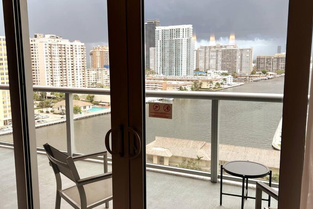 Beachwalk 1B 1B Incredible View Apartment 14 A ハランデール・ビーチ エクステリア 写真
