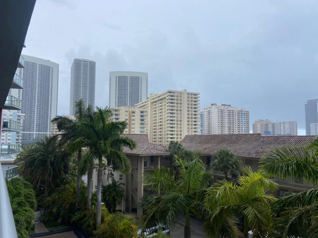 Beachwalk 1B 1B Incredible View Apartment 14 A ハランデール・ビーチ エクステリア 写真